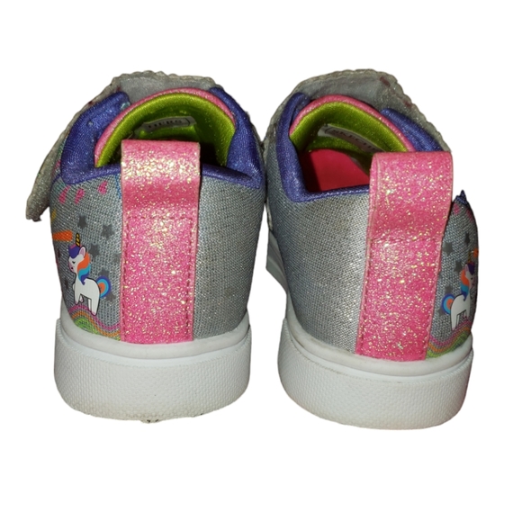 Twinkle toes - Picture 4 of 5